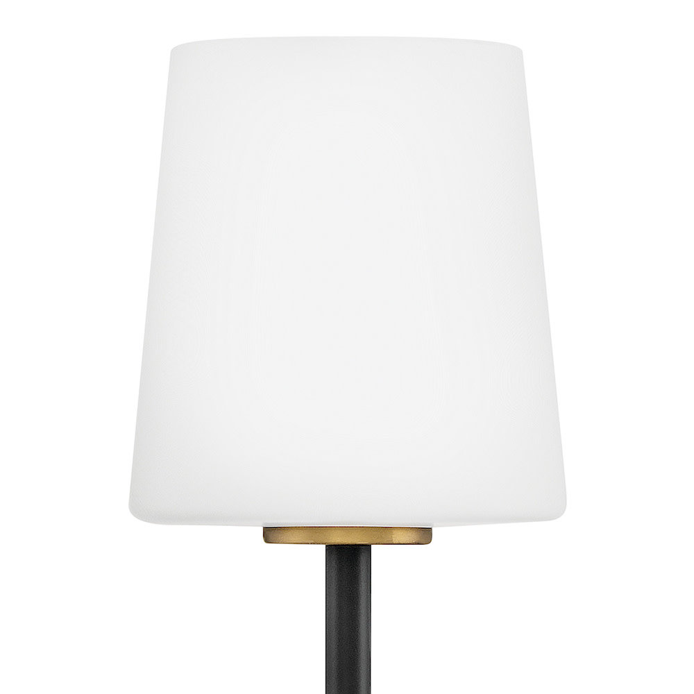 Osie Single Light Wallchiere