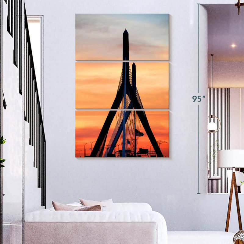 Lilie Zakim Bridge au coucher du soleil, H 74 po x l 48 po