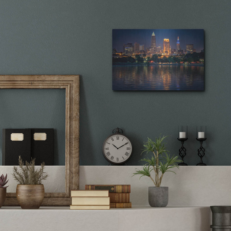 Mur en métal Ebern Designs «Cleveland At Night» par Rick Berk, H 12 po x l 16 po