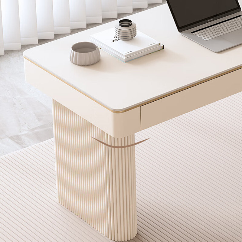 Bureau de style minimaliste léger et luxueux, H 29,53 po x l 62,99 po x P 23,62 po