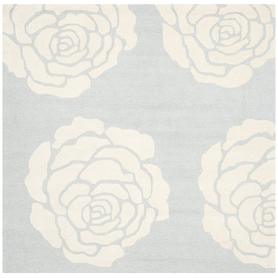 Cannen Hand Tufted Wool Floral Rug