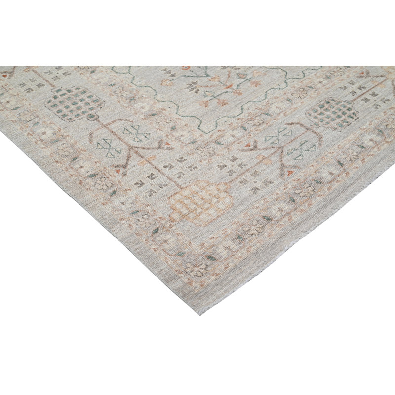 Hand Knotted Wool Area Rug in Cream