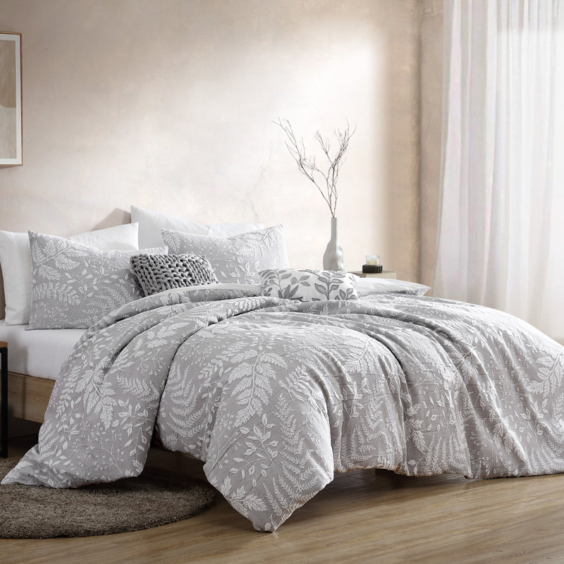Inverness Bedding, Queen Comforter + 2 Queen Shams