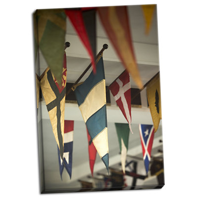 « yacht club flags ii », reproduction de photo sur toile tendue