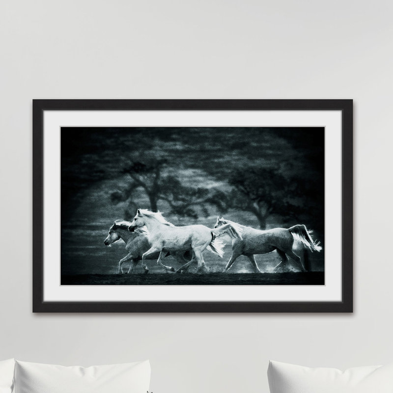 «Blue Arabians», reproduction encadrée, H 24 po x l 36 po x P 1,5 po