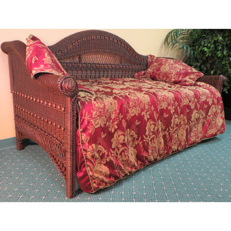 Classic Daybed, Brownwash