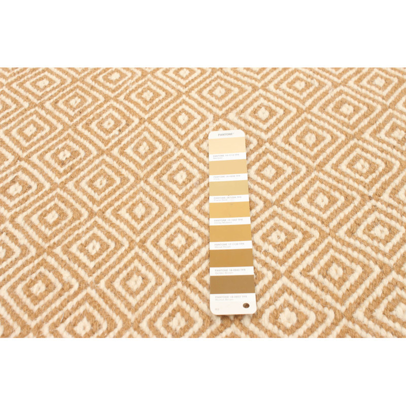 Tapis géométrique en laine beige Kilim