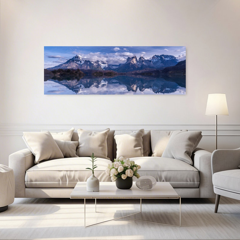 «Majestic Mountain Reflection», art dramatique serein et paisible paysage de montagne, H 20 po x l 60 po