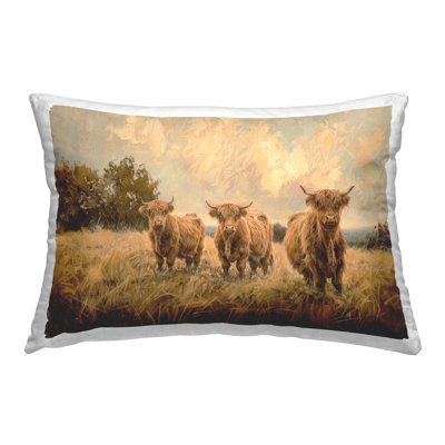Coussin décoratif imprimé Three's A Party Bétail par Petals Prints Design