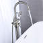 Robinet de baignoire autoportant en nickel brossé - Poignée en métal pour une baignoire à contrôle de l'eau en douceur avec inverseur permettant de passer facilement du bec à la douche à main-120920767