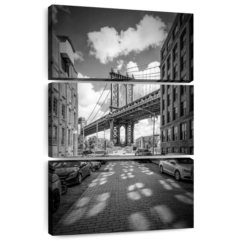 Lilie Manhattan Bridge - monochrome, H 45 po x l 28 po