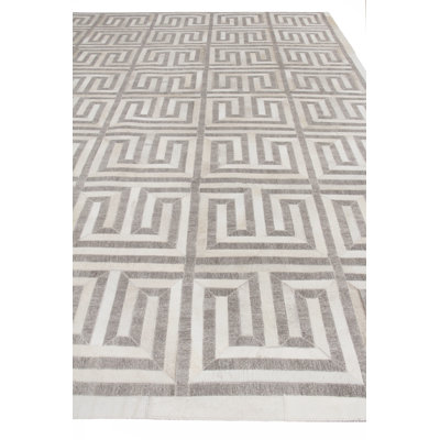 Berlin hand-tufted Leather/Viscose Silver/Ivory Area Rug