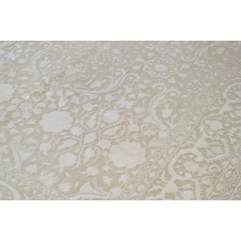 Oriental Area Rug in Beige