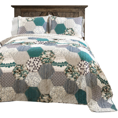 Briley Cotton Reversible 3 Piece Quilt Set