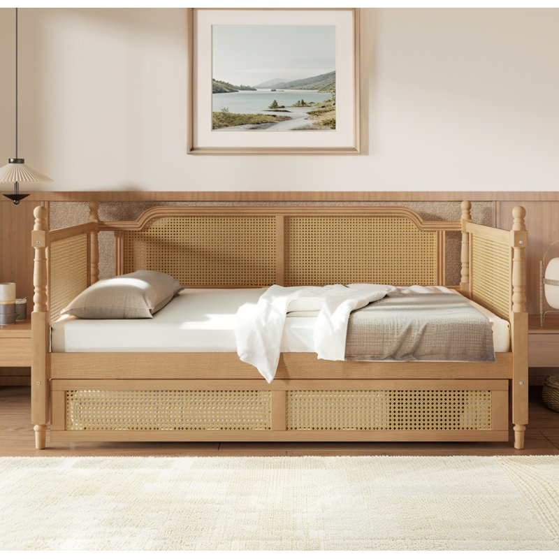 Structure de lit de jour simple en rotin de style traditionnel avec lit gigogne simple, pas de sommier tapissier, noyer antique
