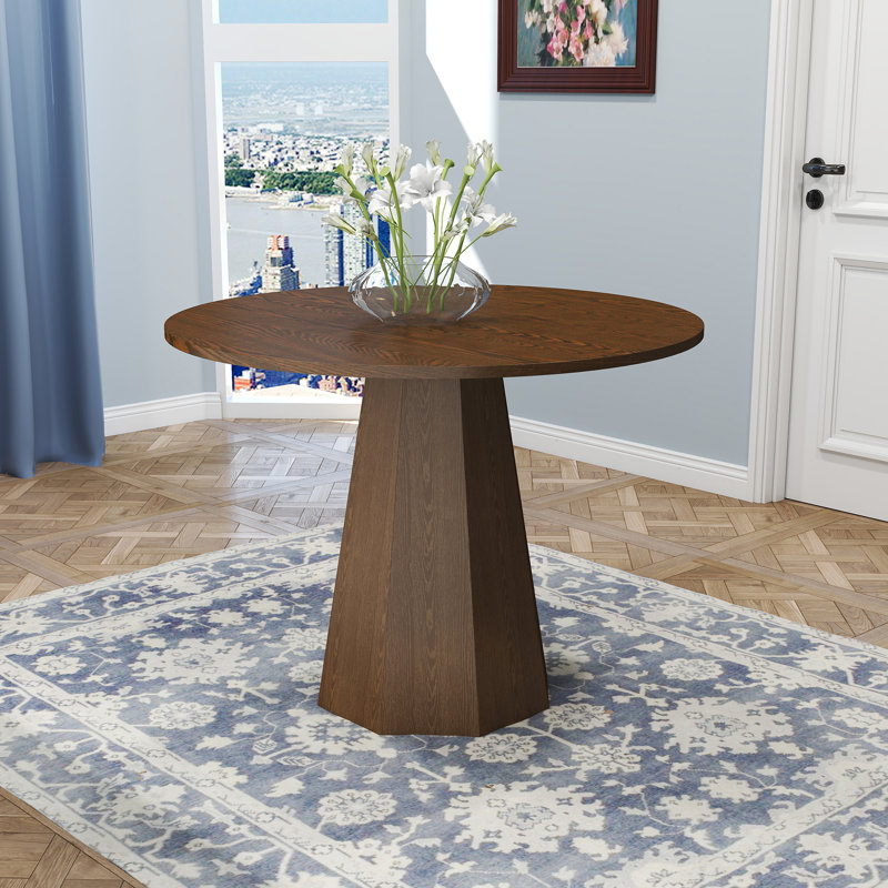 39" Round Pedestal Dining Table, Walnut