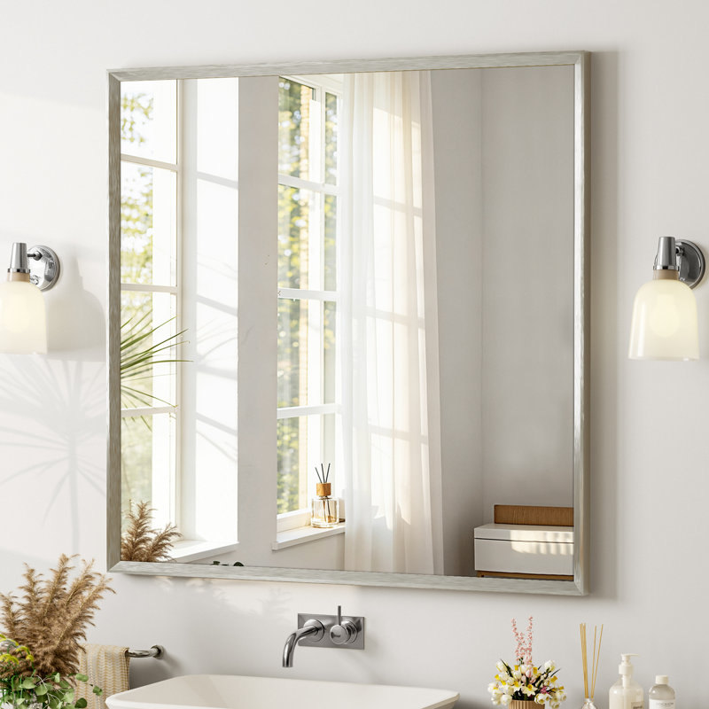 Miroir de salle de bain à bords biseautés, miroir mural en verre trempé avec cadre en aluminium antirouille, pour au-dessus d'un lavabo, dans une chambre ou une entrée.