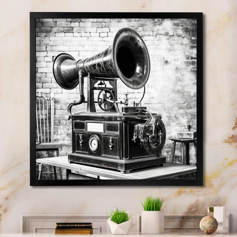 Vintage Phonographs Elegance - Phonographs, art mural, Cadre simple noir, H 16 po x l 16 po x P 1 po