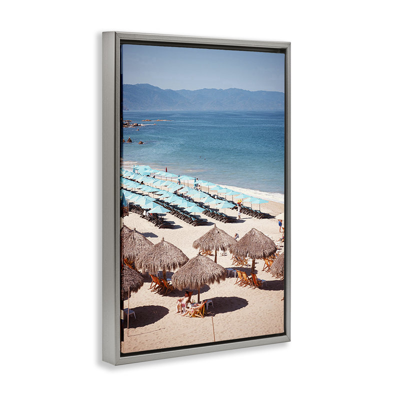 «Beach Canopies View», toile flottante encadrée grise par Ashley Singleton, H 25 po x l 17 po, Cadre flottant gris lustré