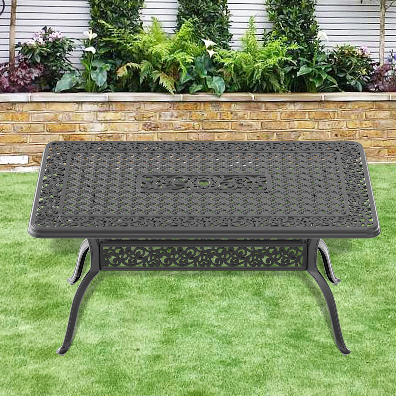 L59,05 * W35,43 po. Table de salle à manger en aluminium coulé avec cadre et trou pour parasol (table seulement)