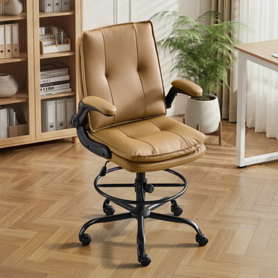 Chaise de dessinateur ergonomique en similicuir avec repose-pieds réglable Ebern Designs