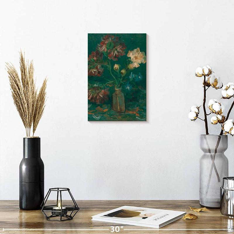Harnek bouteille avec pivoines et delphiniums, H 12 po x l 8 po