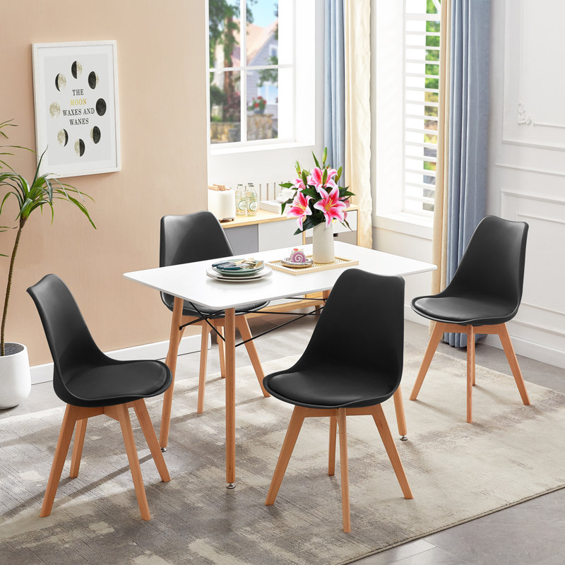 Ensemble repas pour 4 personnes Ilaha, Noir