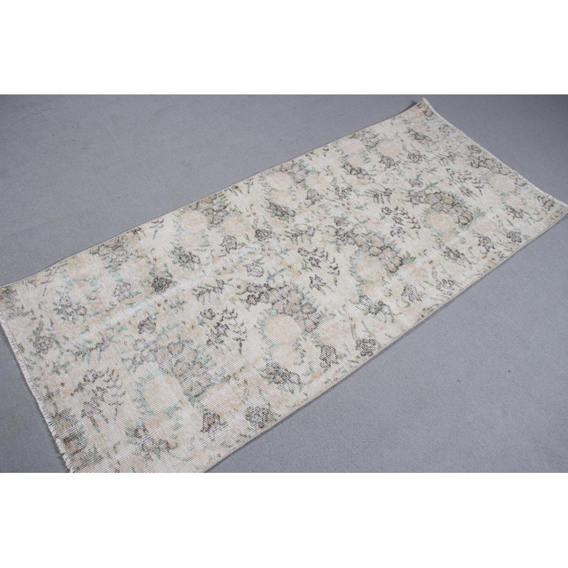 Tapis turc vintage beige à motif floral Oushak