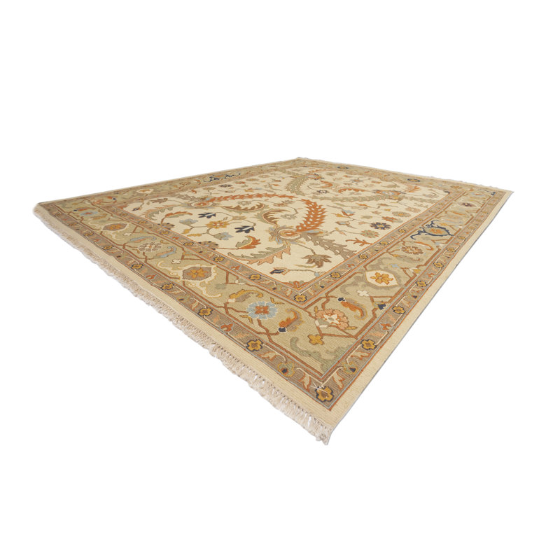 Wool Oriental Area Rug in Ivory