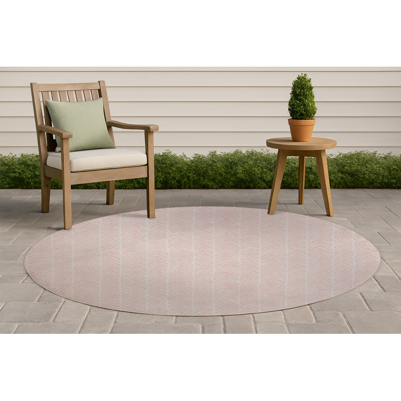 Chevron Block Non-Slip Outdoor Rug, Round 5'