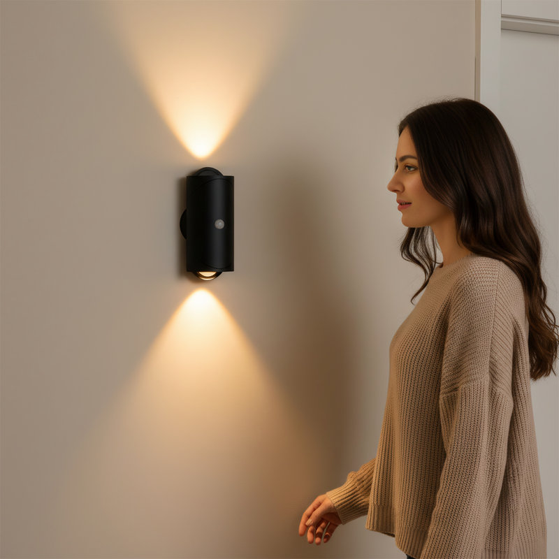 Ensemble de 4 lampes murales rechargeables pour veilleuse à DEL, lampe de montage magnétique à intensité variable multicolore
