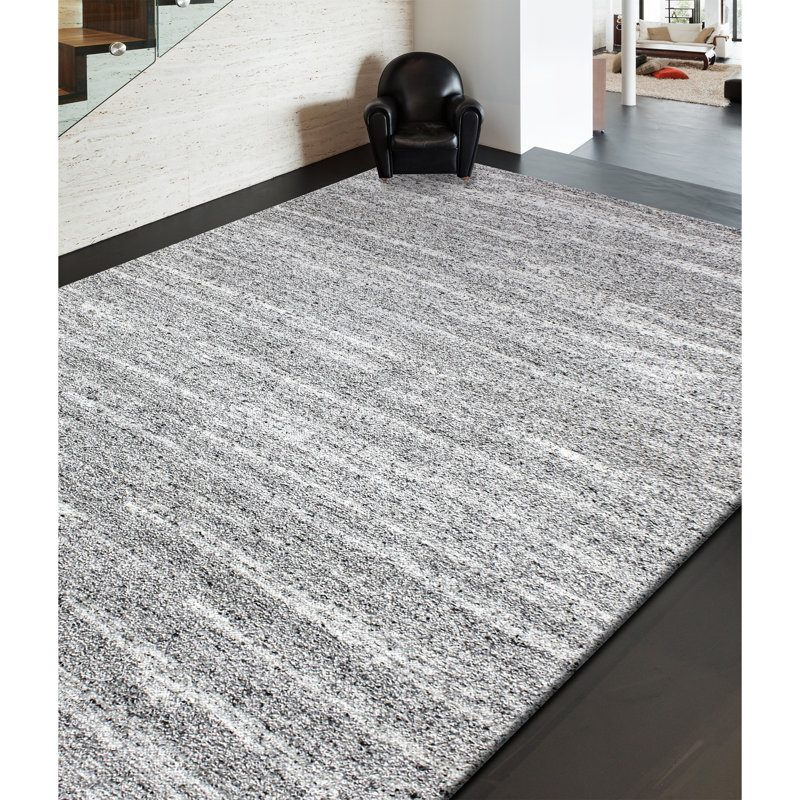 High-Quality Hand-Knotted Brown Area Rug, Rectangle 5' x 8'
