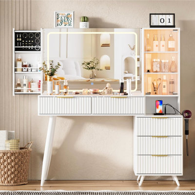 Coiffeuse pour femme avec miroir et lumières, plateau en verre, tablettes de rangement ouvertes, 11 tiroirs - bureau de coiffeuse blanc, panneau de maquillage cannelé, tabouret rembourré, luminosité réglable, pour femmes