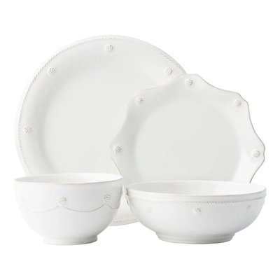 Berry & Thread 4 Piece Place Setting with 2 Bowls