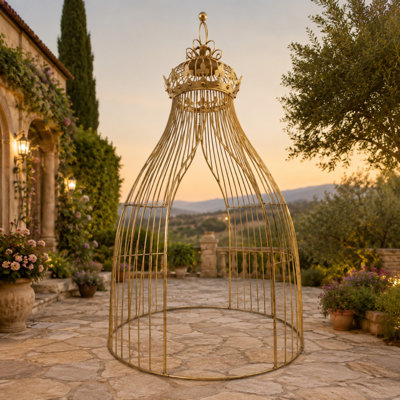 14 pi Grand pavillon de jardin en forme de couronne orné de métal doré "The Gilded Crown"