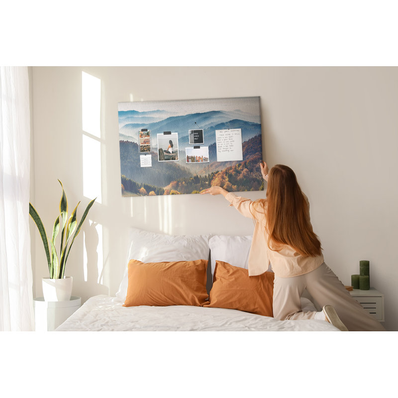 Candra Cork Corkboard / Bulletin Board