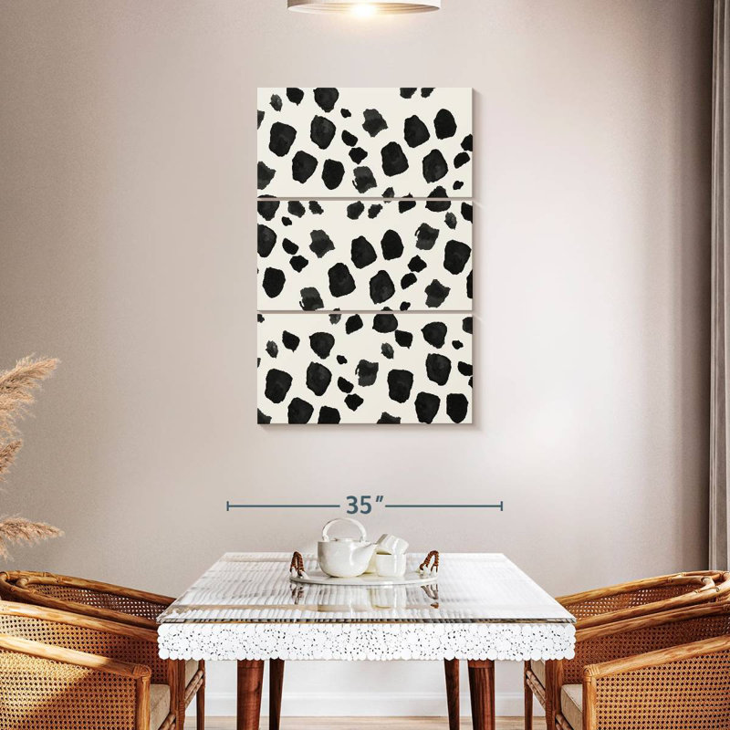 Avery Love Black, 45" H x 28" W