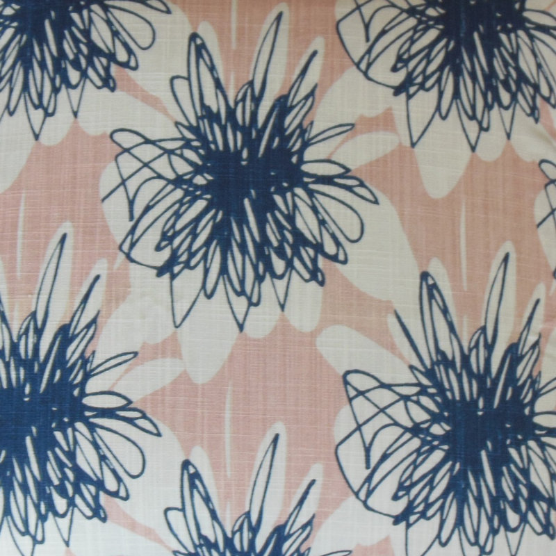 Coussin en coton Silva, Hauteur (22 po) x largeur (22 po), Pêche / bleu