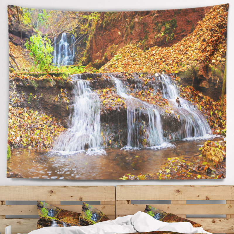 Tapisserie Schafer Landscape Dniester Canyon, H 32 po x l 39 po