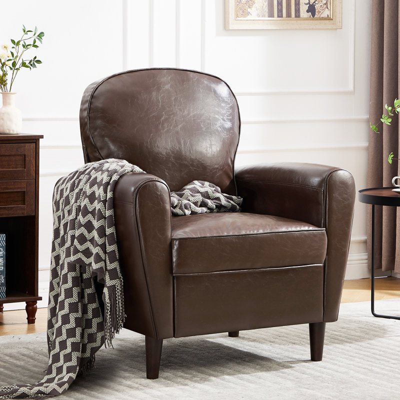 Fauteuil rembourré à dossier large avec pieds en bois massif et finition luxueuse en similicuir, Brun