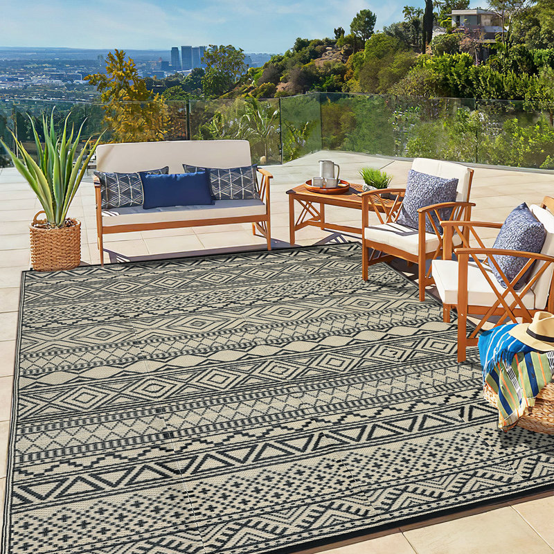 5x8 Outdoor Plastic Straw Rug Waterproof Outdoor Rug Reversible Plastic Camping Mat Easy Clean Foldable Lightweight Patio Carpet for Backyard, Picnic, Patio, Deck, Beach, RV, Black/Beige