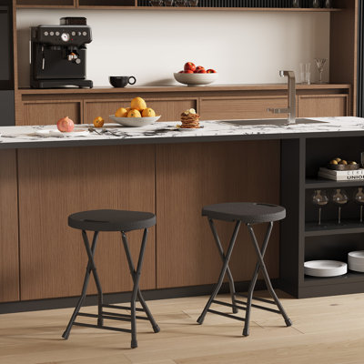 Tabouret pliant robuste, chaise portative sans dossier de 18 pouces avec poignée - capacité de 600 lb, pieds antidérapants, compact pour la cuisine, la maison, l'intérieur et l'extérieur, noir
