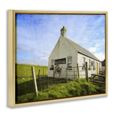 Art mural sur toile flottant encadré noir Wee Cottage par Graffi * Tee