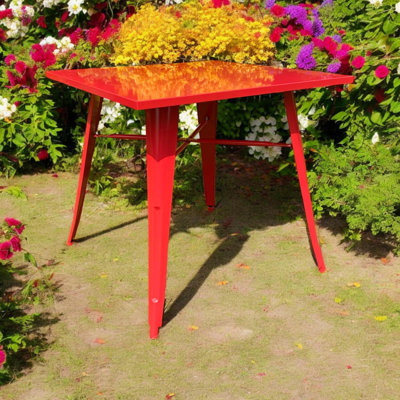 Zanesfield Dining Table