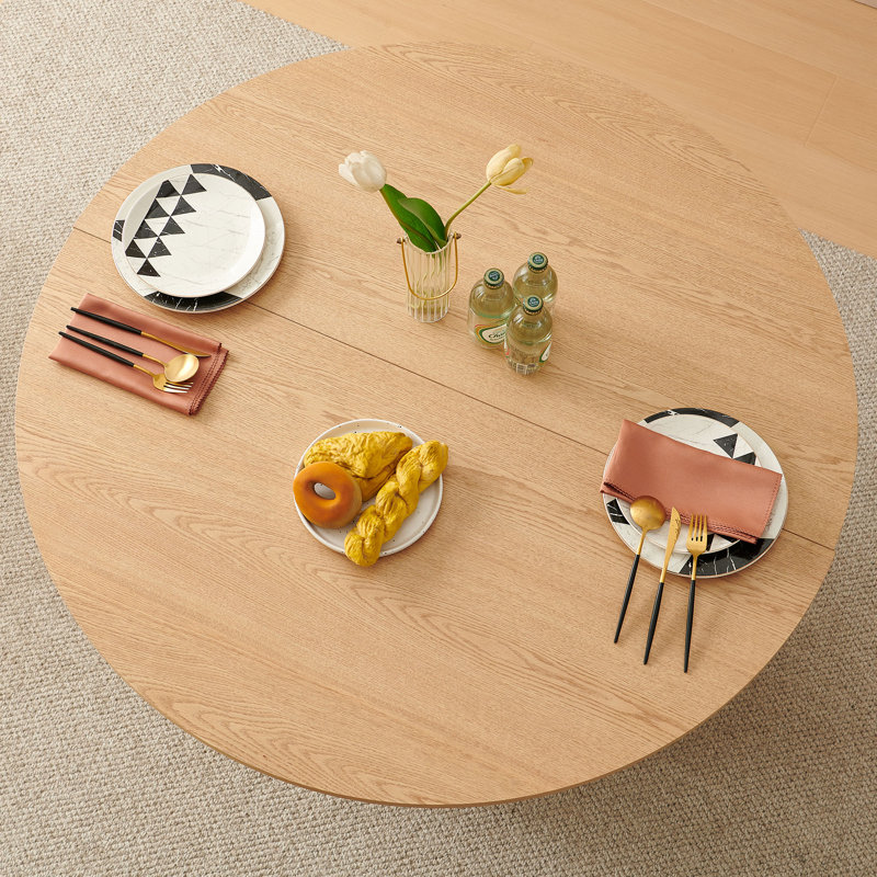 Brisa 47" Round Dining Table, Oak Wood