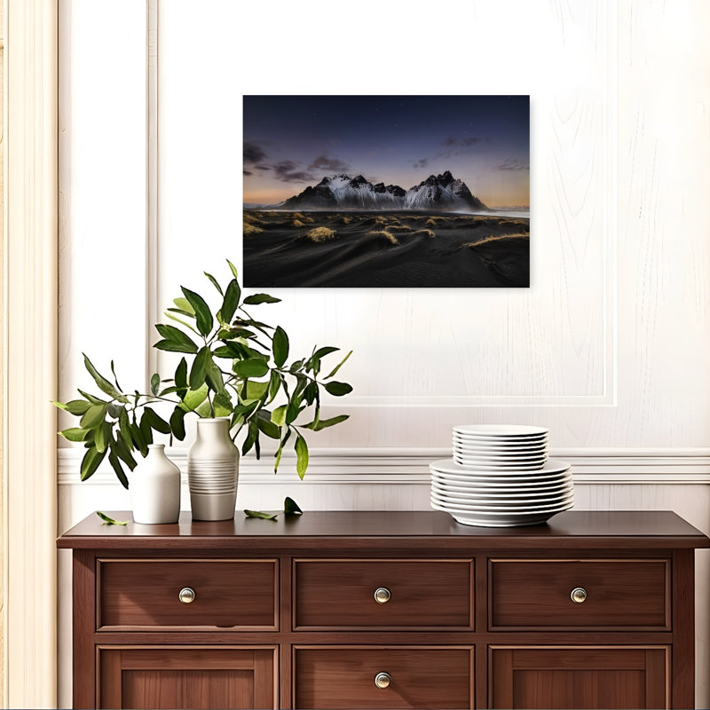 Pics et dunes étoilés - Paysage de montagne spectaculaire, éthéré et paisible - Affiche murale, H 16 po x l 24 po