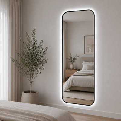 Miroir surdimensionné 65 po x 24 po à DEL pleine longueur avec cadre en aluminium noir