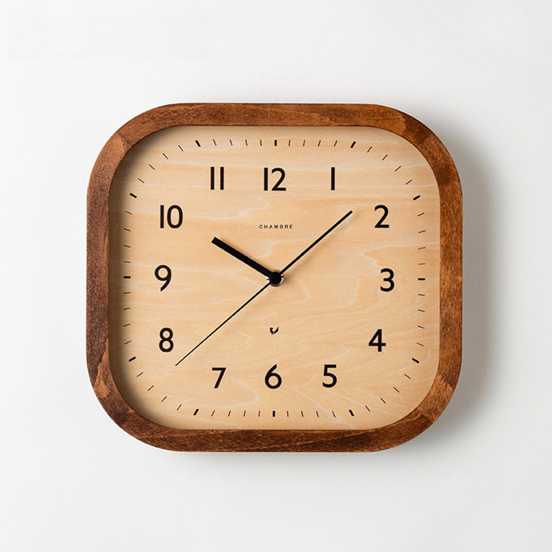 Horloge murale brune