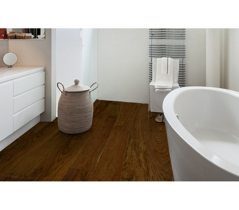 Parquet en noyer de 6-1/2 po Waterproof Reservoir Series, Oroville