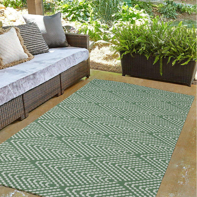 Erini Chenille Moroccan Indoor Rug, Round 5'
